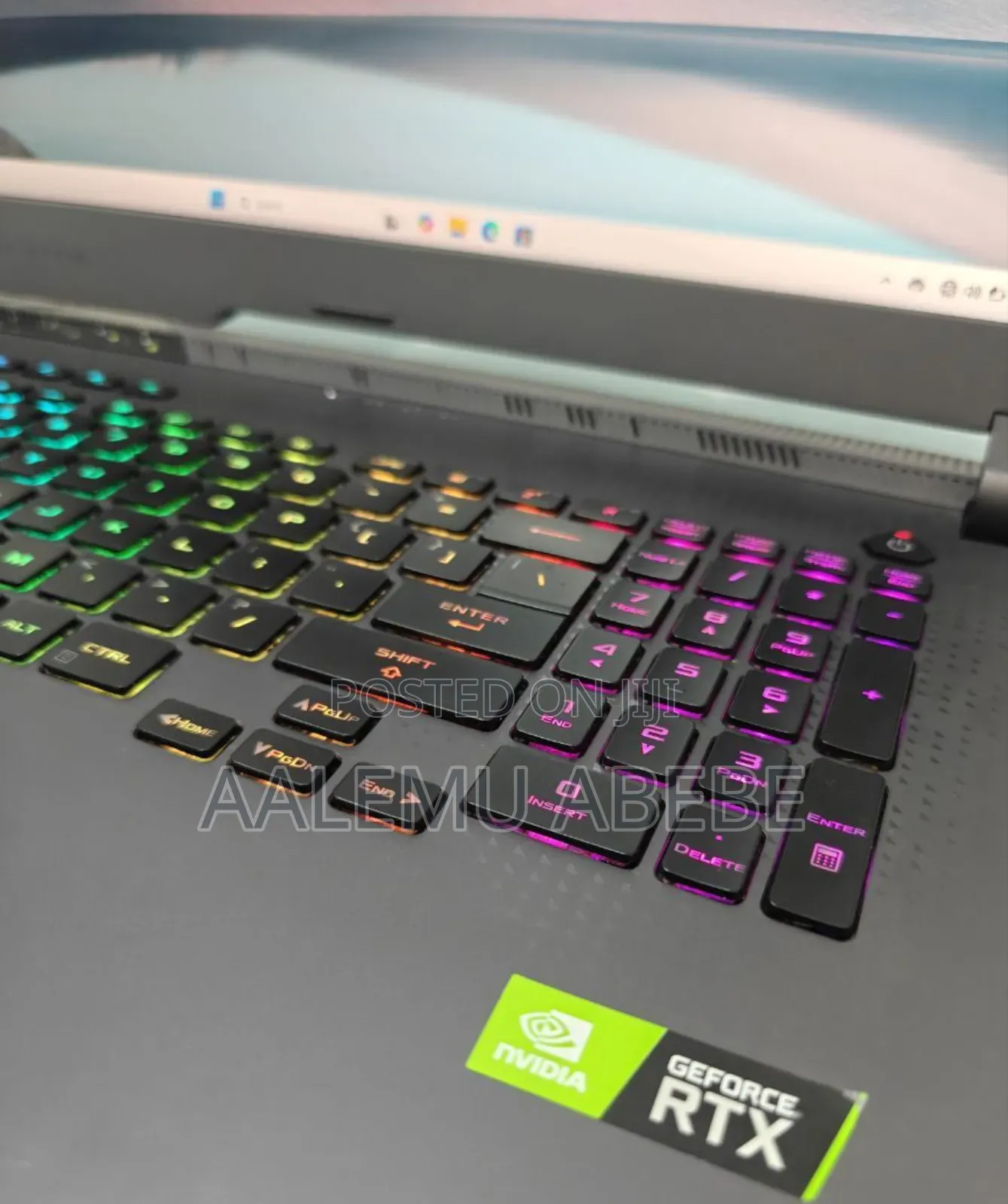 New Laptop Asus ROG Strix G17 32GB AMD Ryzen 9 SSD 1T