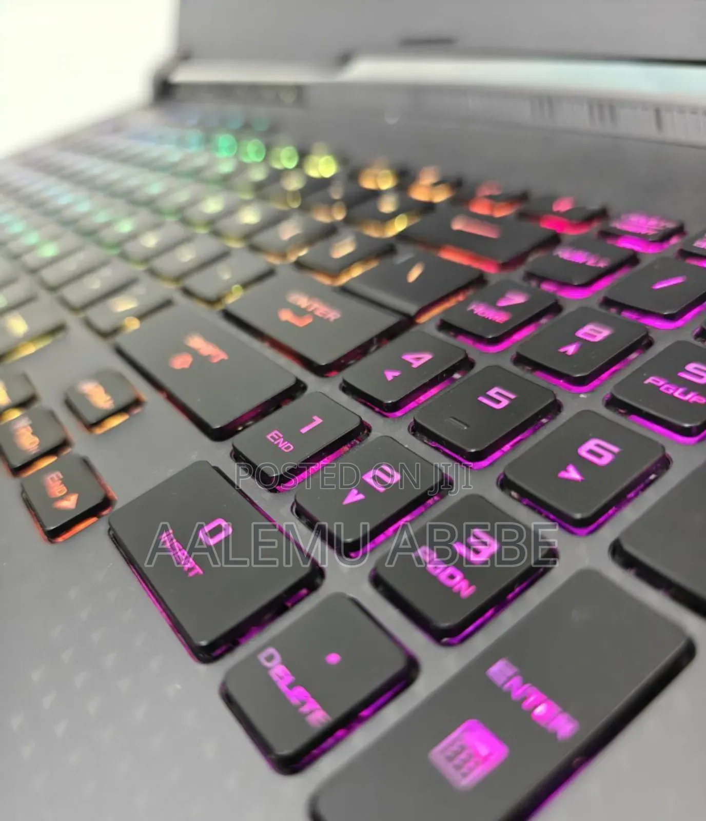 New Laptop Asus ROG Strix G17 32GB AMD Ryzen 9 SSD 1T