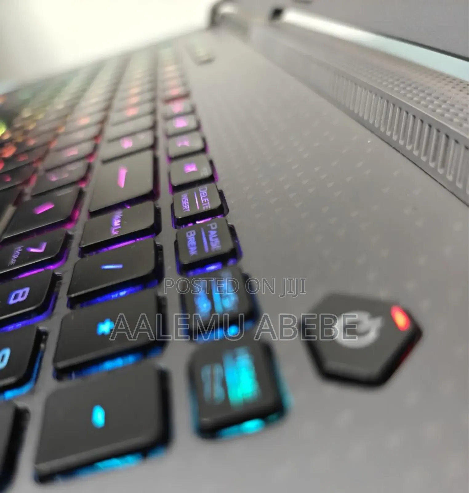 New Laptop Asus ROG Strix G17 32GB AMD Ryzen 9 SSD 1T