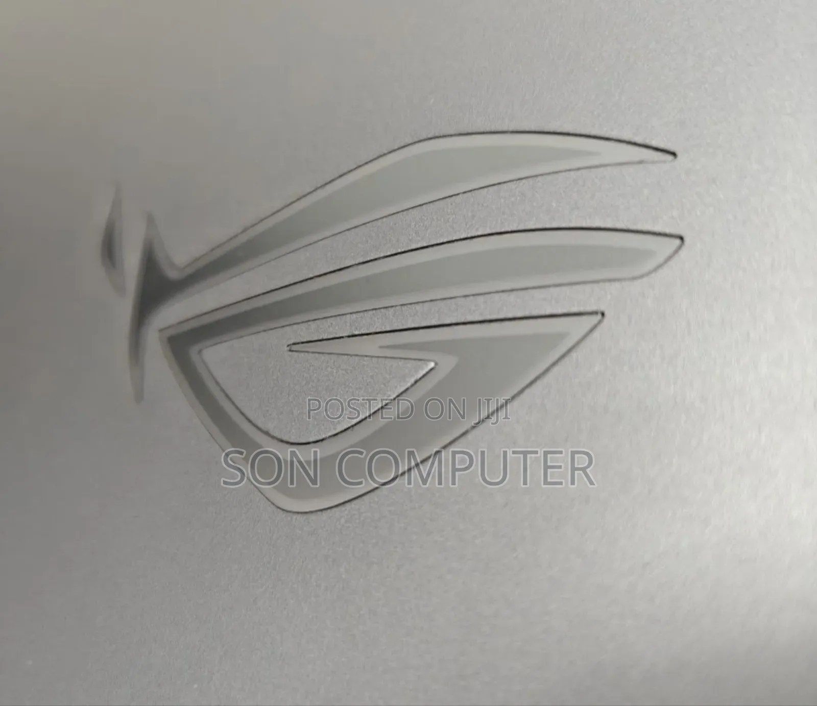 New Laptop Asus ROG Strix G17 32GB AMD Ryzen 9 SSD 1T