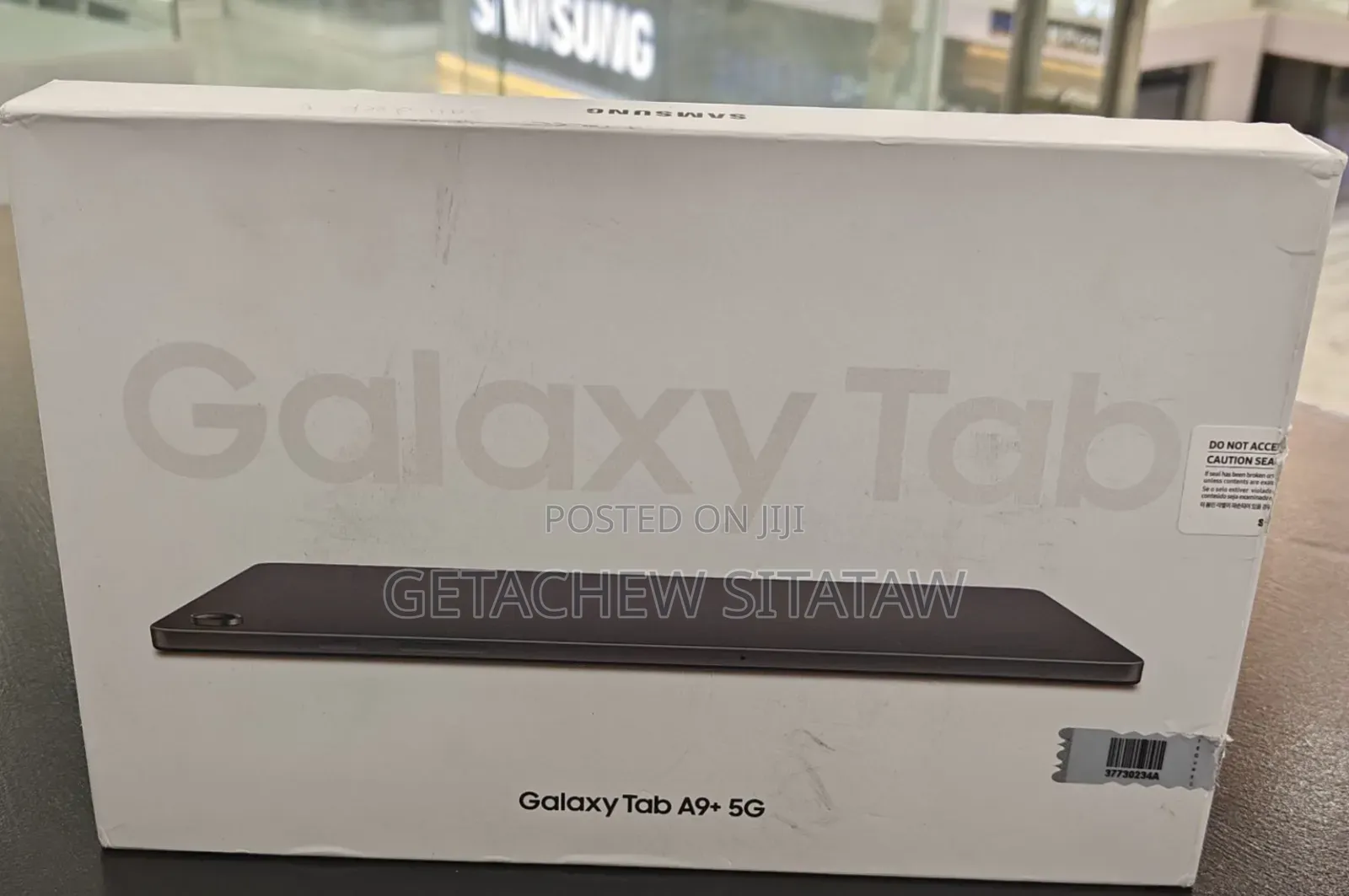 New Samsung M8920 8 GB Silver