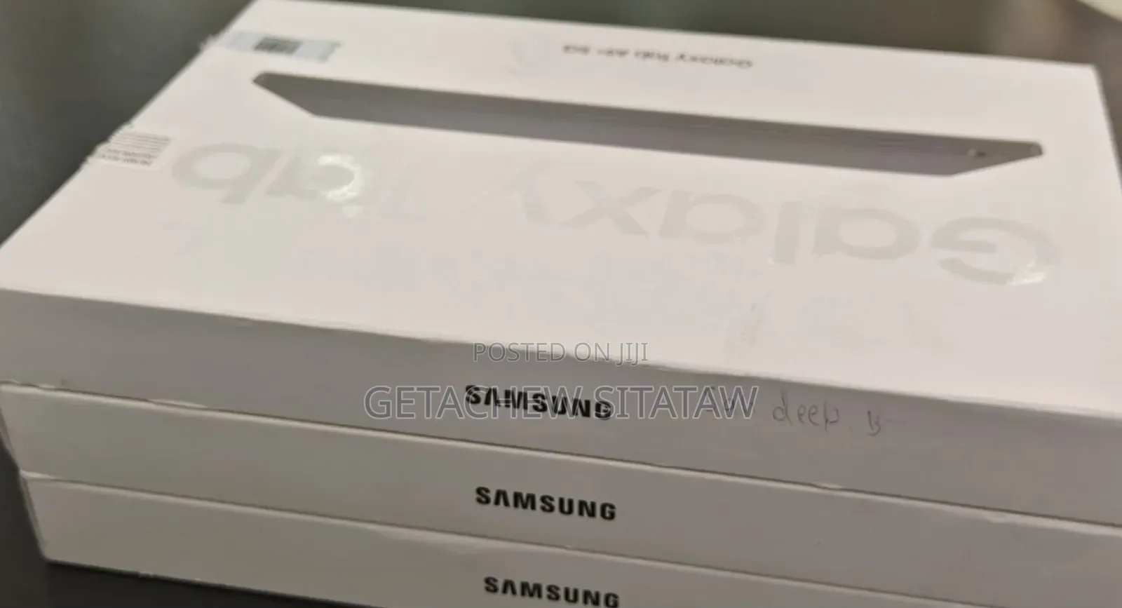 New Samsung M8920 8 GB Silver