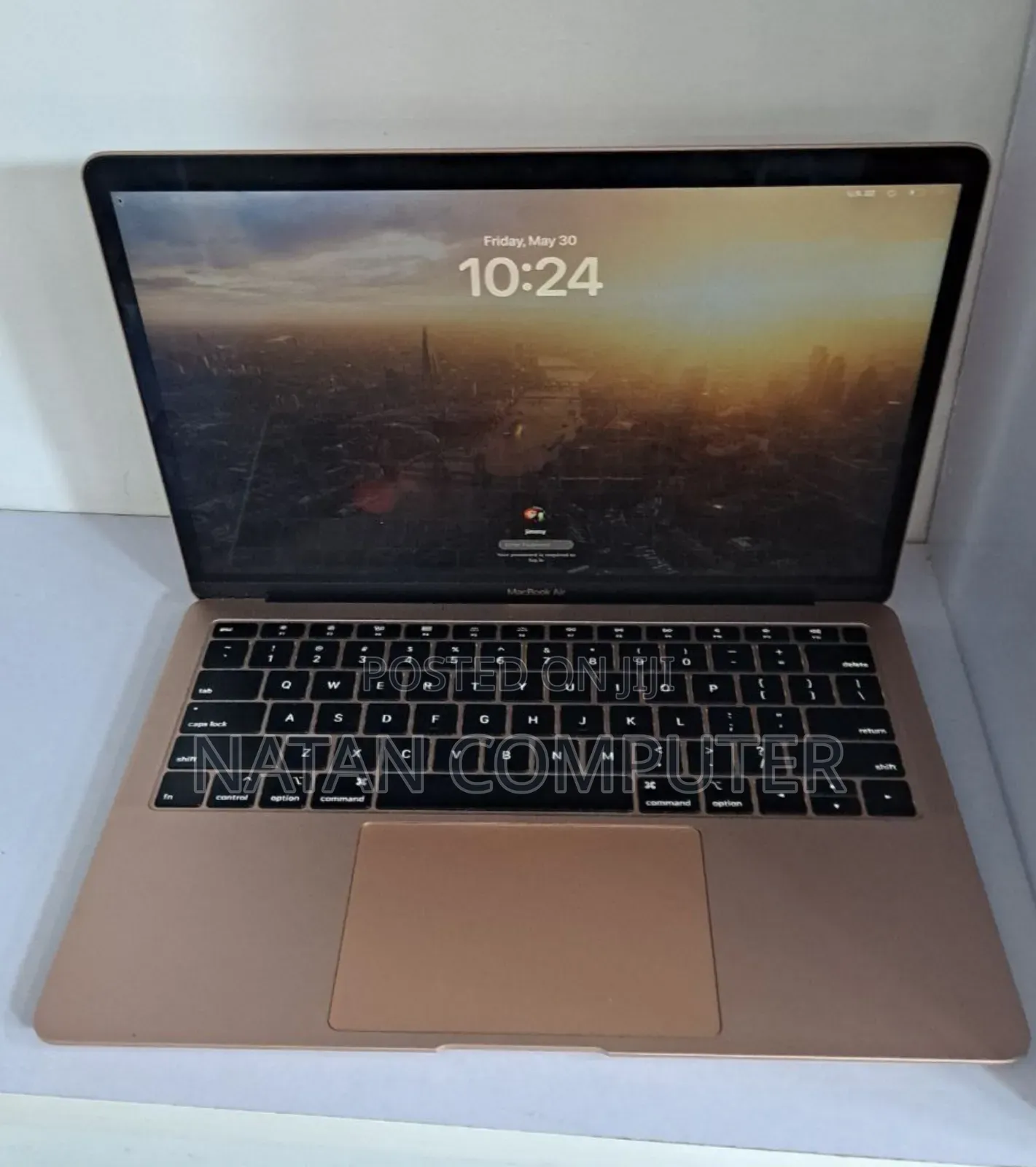 New Laptop Apple MacBook Air 2019 8GB Intel Core I5 SSD 256GB