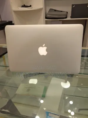 New Laptop Apple MacBook Air 4GB Intel Core I5 SSD 128GB