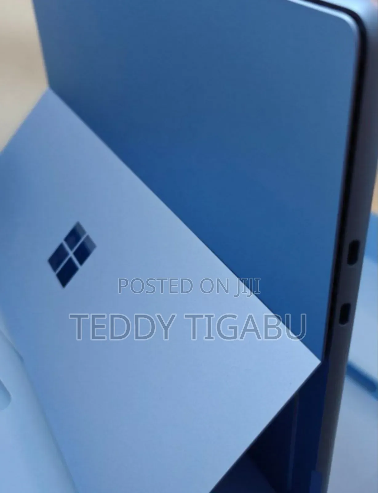 New Microsoft Surface Pro 11th Edition, a Copilot+ PC 16GB SSD 512GB