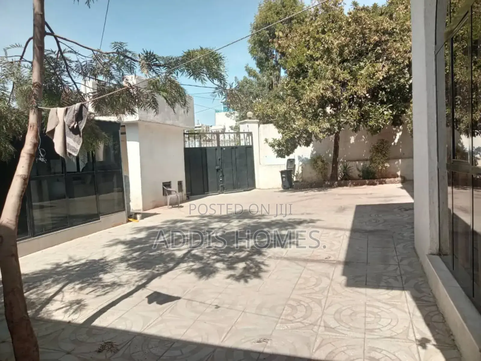 Furnished 3bdrm Villa in Bole for rent