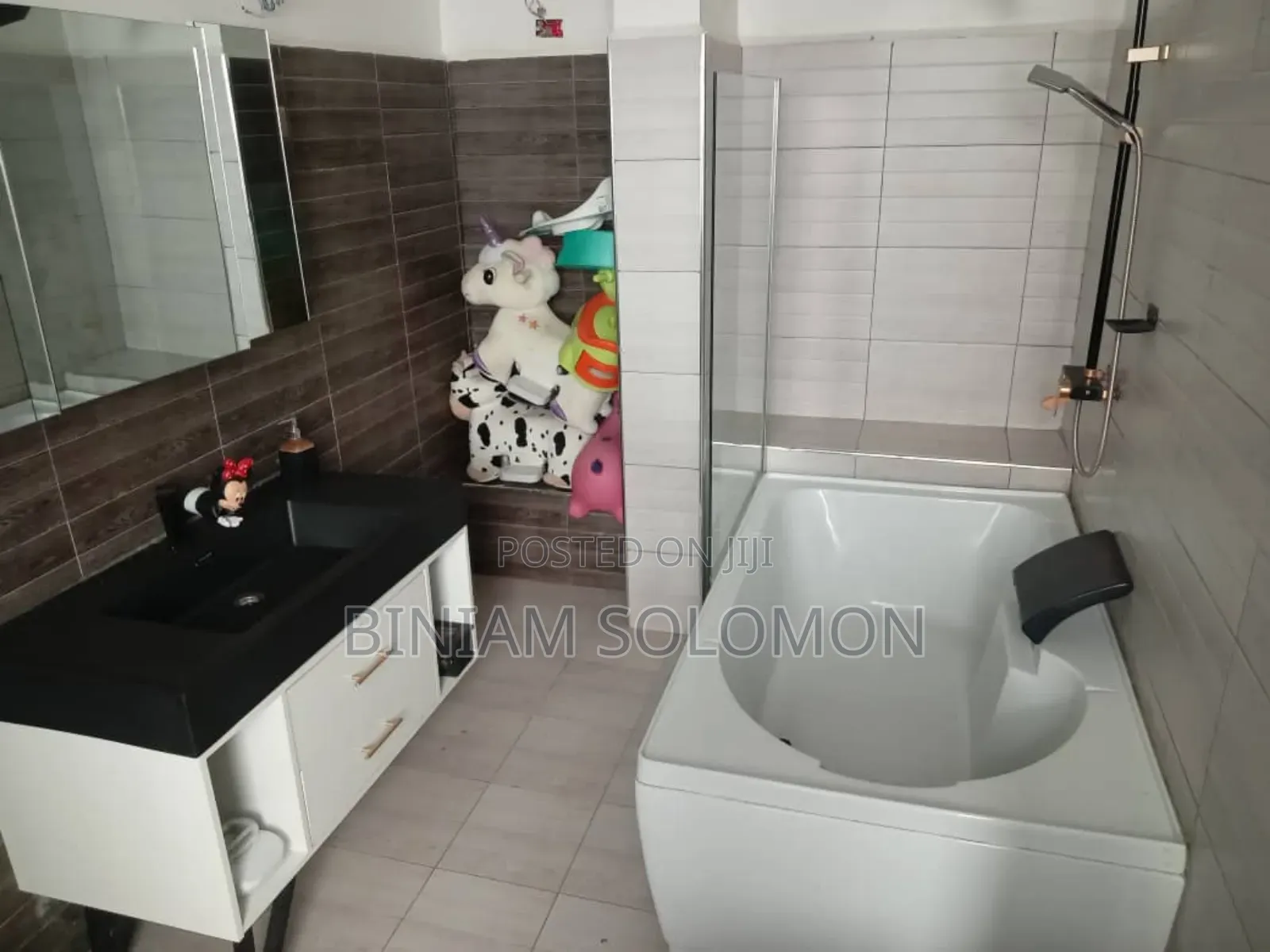 Furnished 3bdrm Villa in Bole for rent