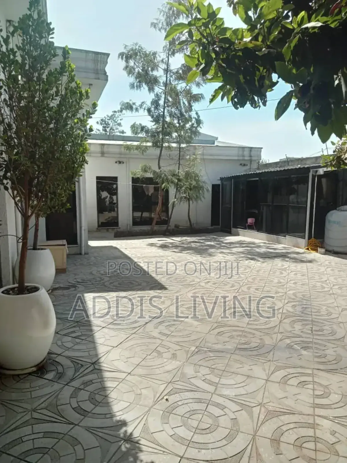 Furnished 3bdrm Villa in Bole for rent
