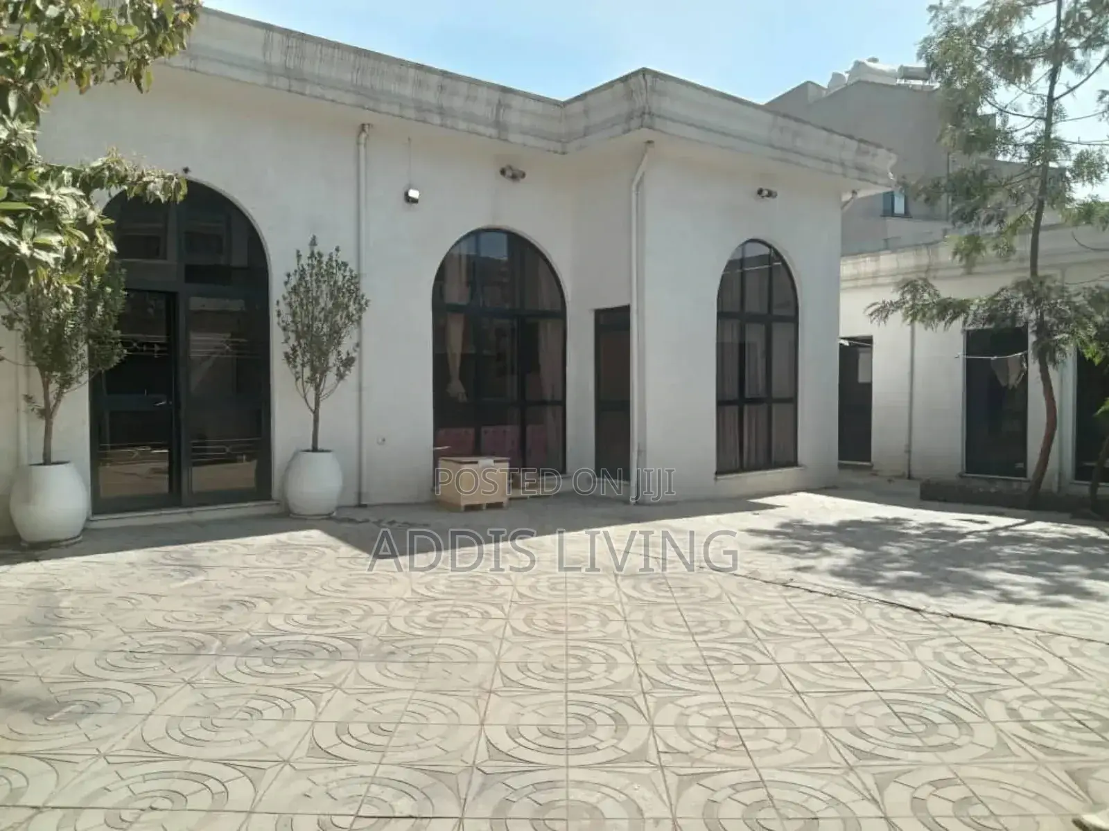 Furnished 3bdrm Villa in Bole for rent