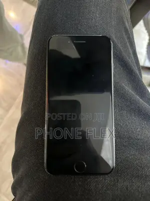 Apple iPhone 7 128 GB Black