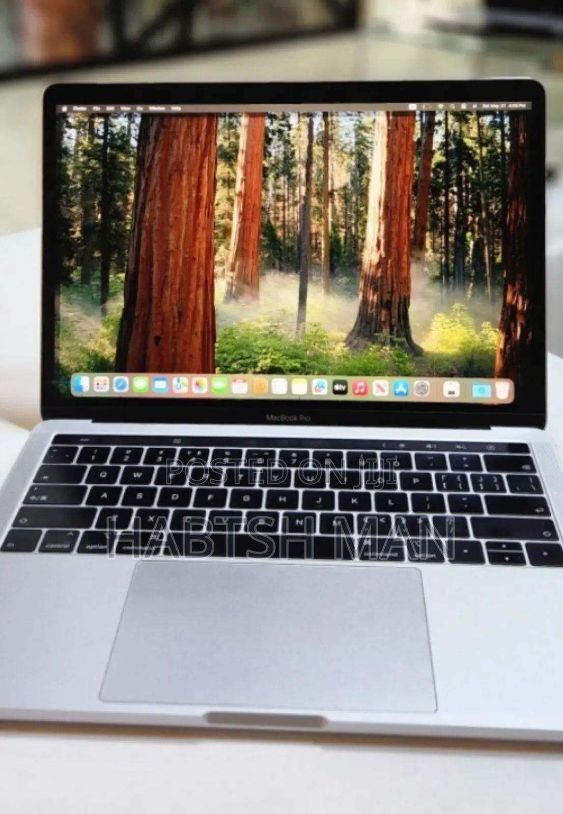 New Laptop Apple MacBook Pro 2018 8GB Intel Core I5 SSD 256GB