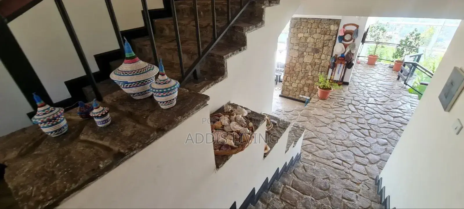 Furnished 5bdrm Villa in Bole for rent