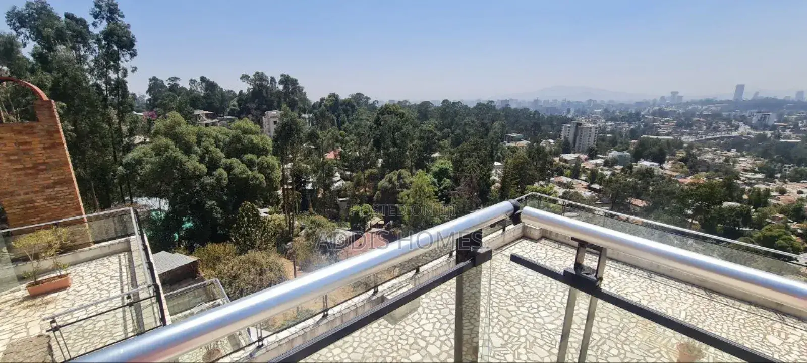 Furnished 5bdrm Villa in Bole for rent