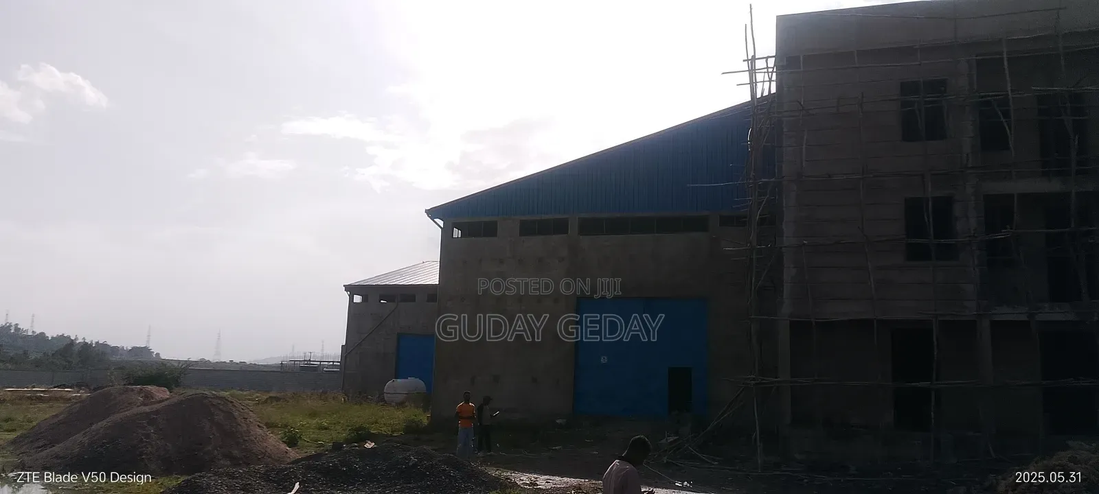 የሚከራይ 15000 ካሬ መጋዘን