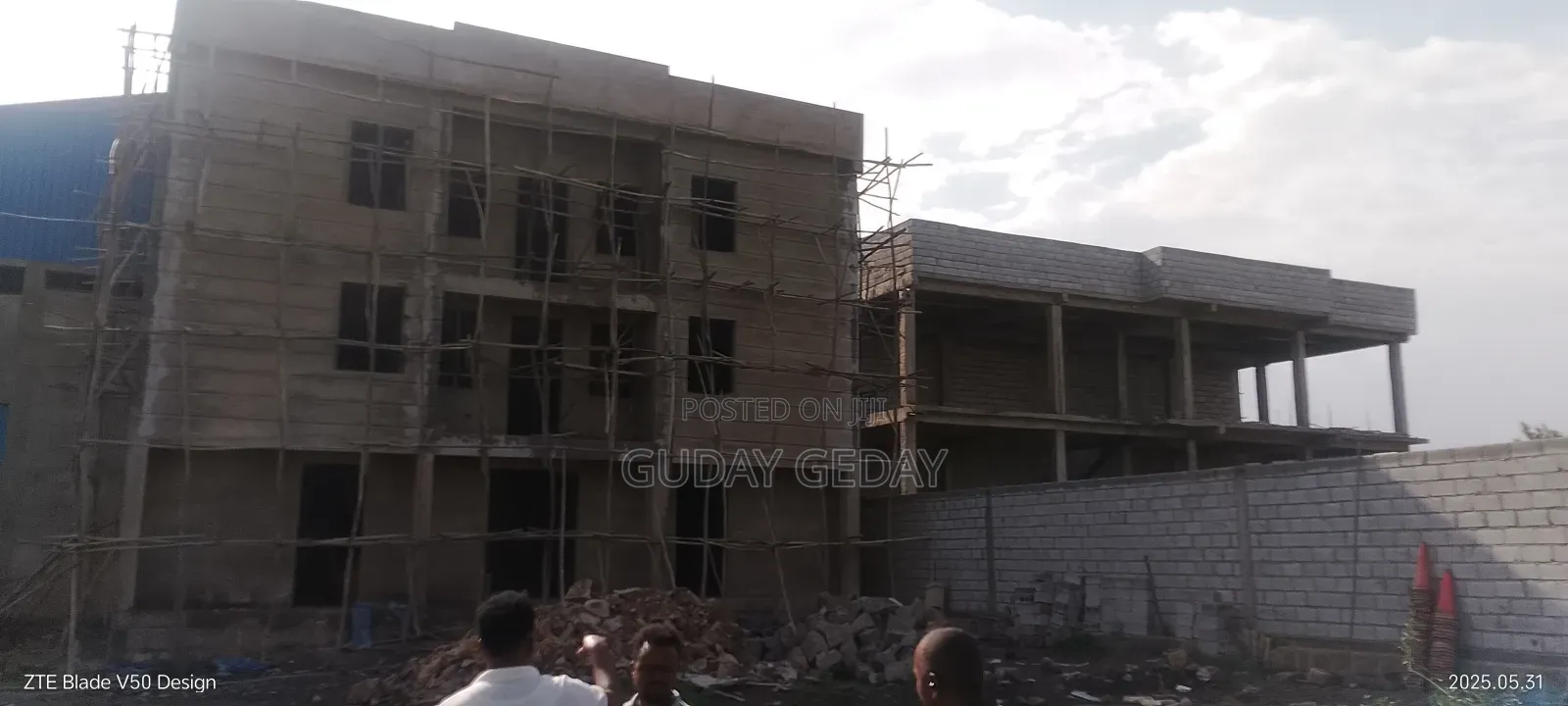 የሚከራይ 15000 ካሬ መጋዘን