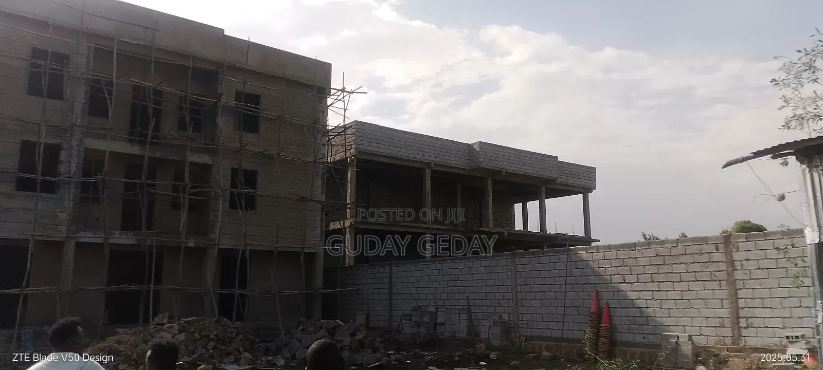 የሚከራይ 15000 ካሬ መጋዘን