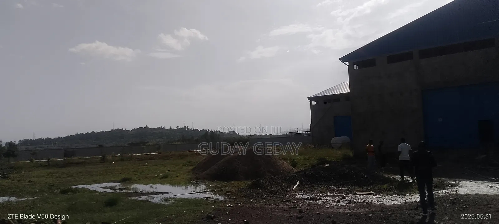 የሚከራይ 15000 ካሬ መጋዘን