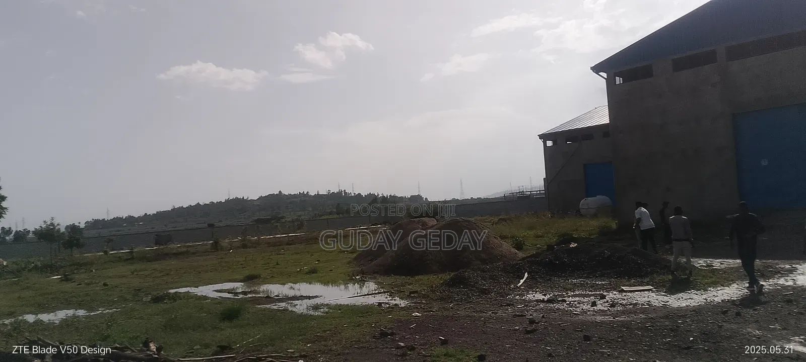 የሚከራይ 15000 ካሬ መጋዘን