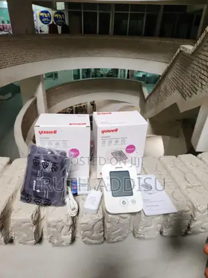 Photo - Digital Blood Pressuer Monitor半年digital Blood Pressuer New