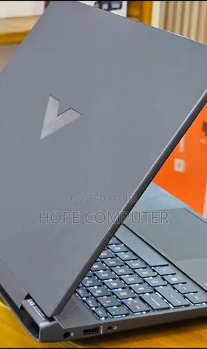 New Laptop HP Victus 15 16GB AMD Ryzen 7 SSD 512GB