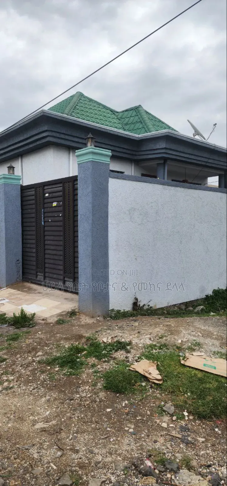 Furnished 4bdrm Villa in Legetafo Area, Oromia-Finfinne for sale
