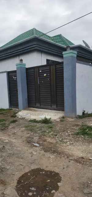 Furnished 4bdrm Villa in Legetafo Area, Oromia-Finfinne for sale