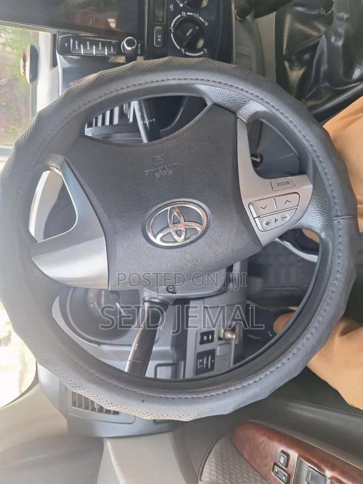 Toyota Hilux 2011 Gray