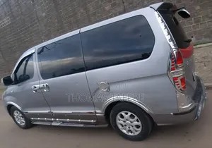 Hyundai Starex 2015 Silver