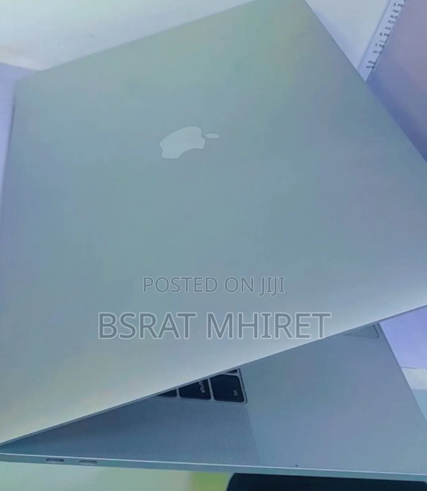 New Laptop Apple MacBook Pro 2019 16GB Intel Core I7 SSD 256GB