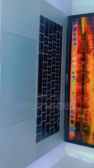 New Laptop Apple MacBook Pro 2019 16GB Intel Core I7 SSD 256GB