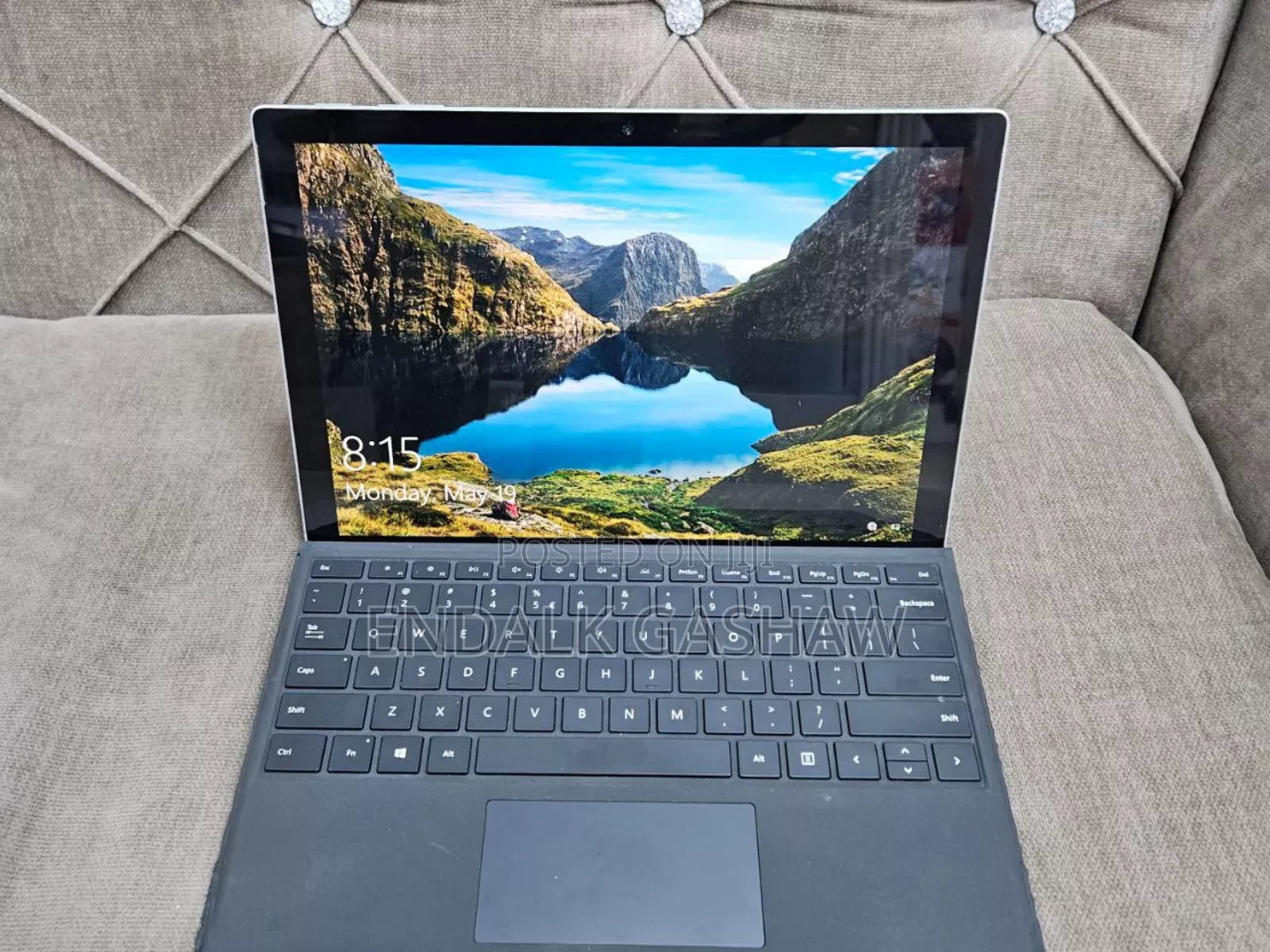 New Laptop Apple MacBook 8GB Intel Core I7 SSD 256GB