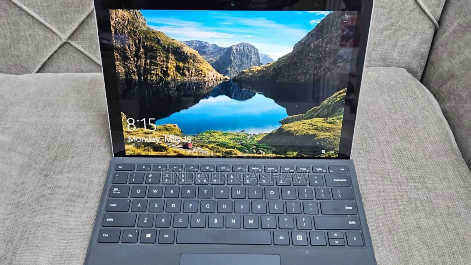 New Laptop Apple MacBook 8GB Intel Core I7 SSD 256GB