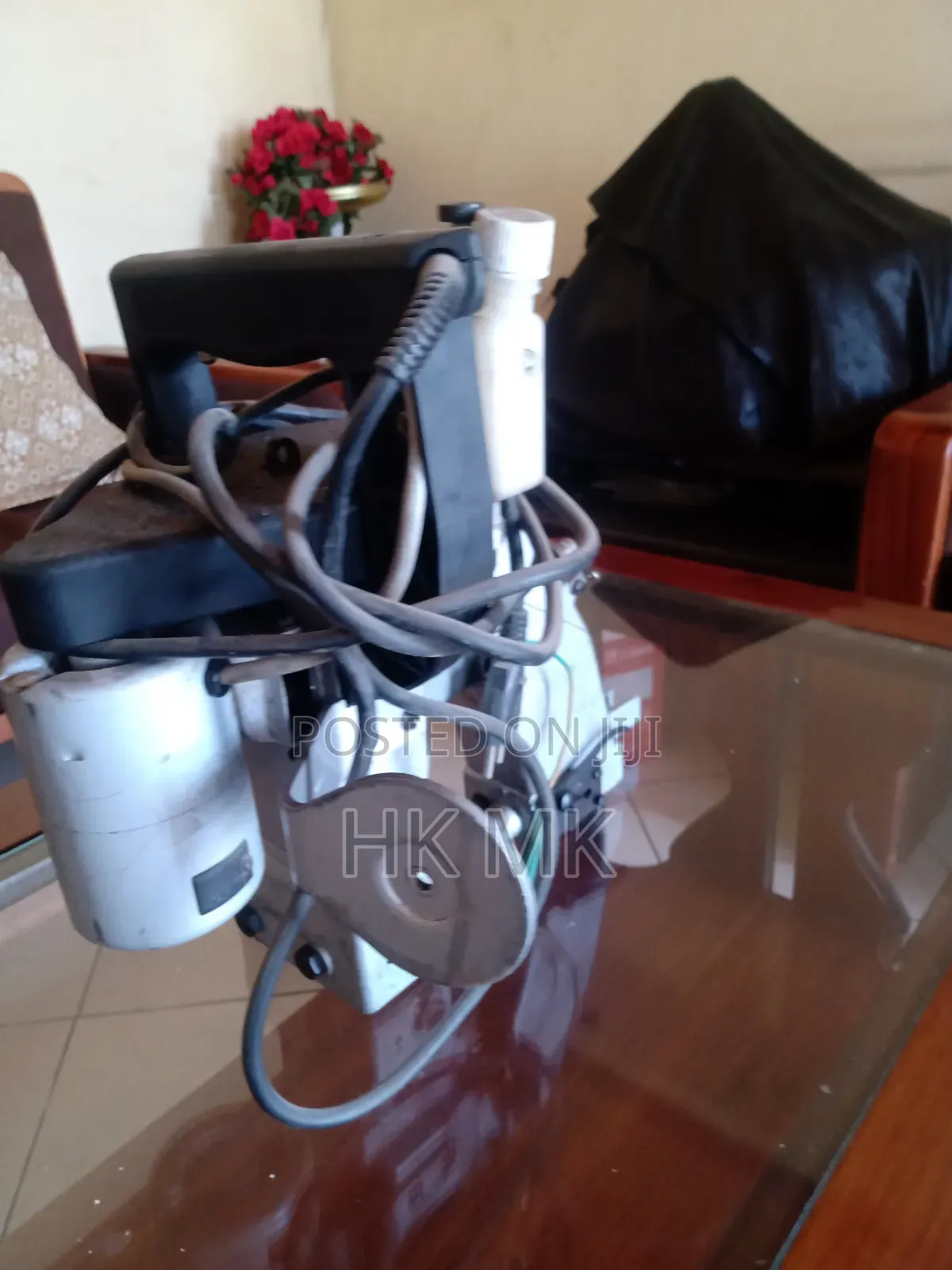 ማዳበሪያ ማሸጊያ ለምንጣፍ መስፊያ የሚሆን ማሽን