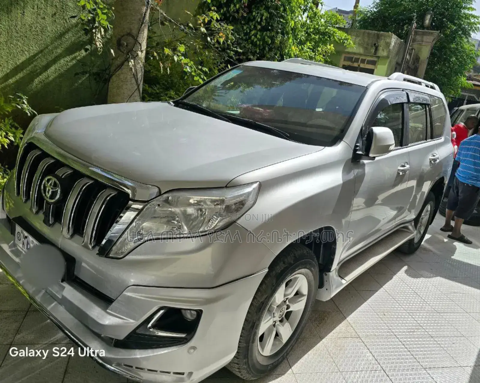Toyota Land Cruiser Prado 2017 Silver