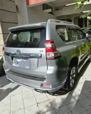 Toyota Land Cruiser Prado 2017 Silver