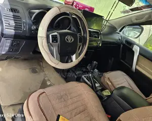 Toyota Land Cruiser Prado 2017 Silver