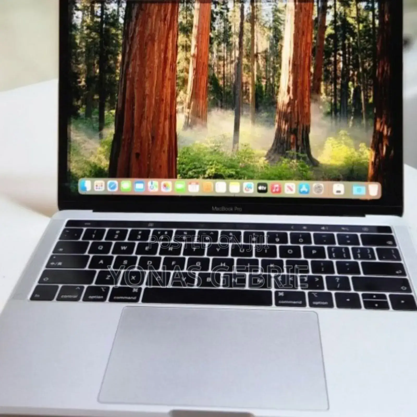 New Laptop Apple MacBook Pro 2018 8GB Intel Core i5 SSD 256GB