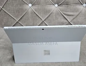 New Laptop Microsoft Surface Pro 6 8GB Intel Core I7 SSD 256GB