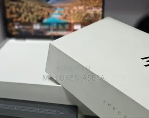 Photo - New Laptop HP Spectre 14 32GB Intel Core Ultra 7 SSD 1T