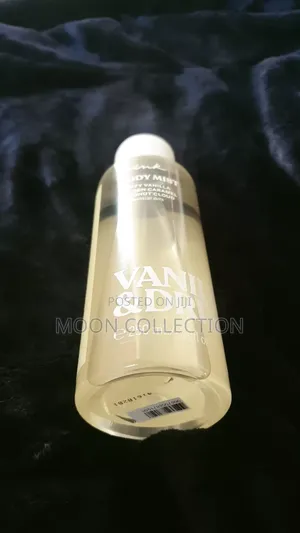 Victoria's Secret Body Mist(Vanilla and Dream)