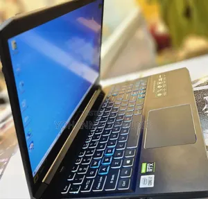 New Laptop Acer Predator Helios 300 16GB Intel Core I7 SSD 1T