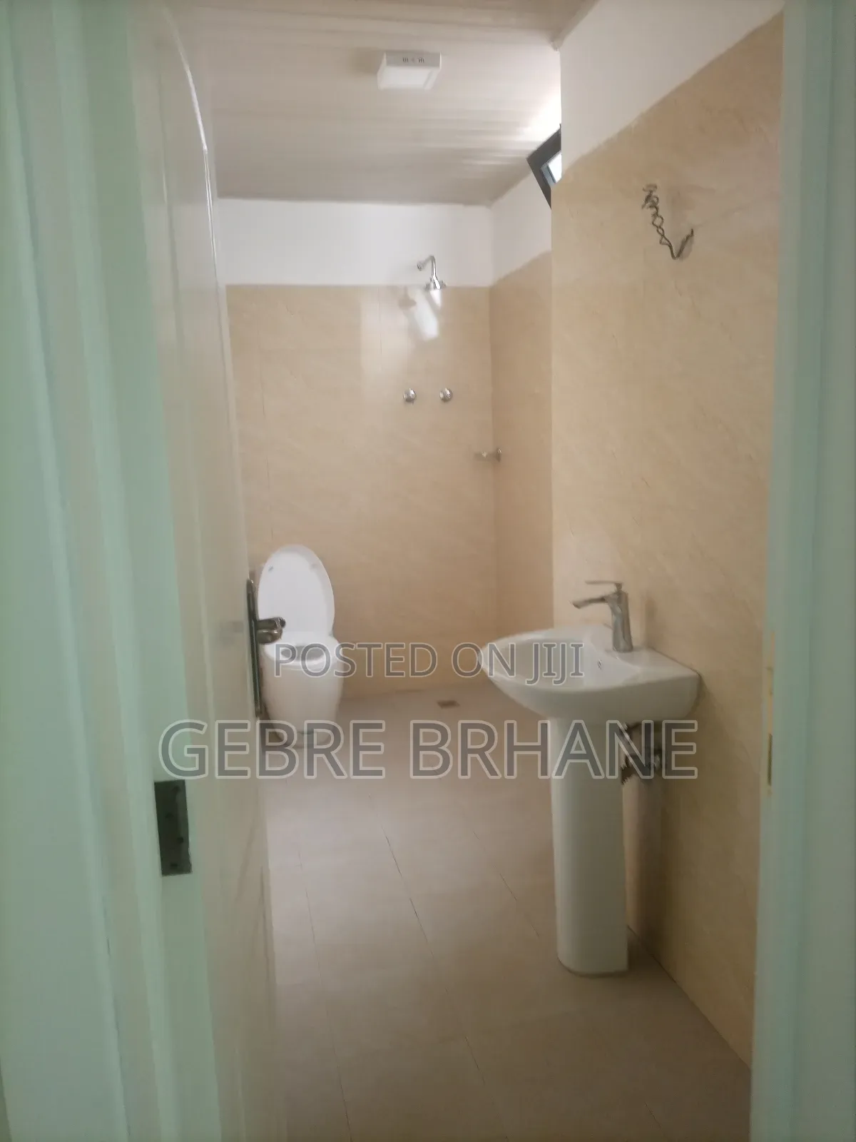 2bdrm Apartment in Apartment, Yeka for rent