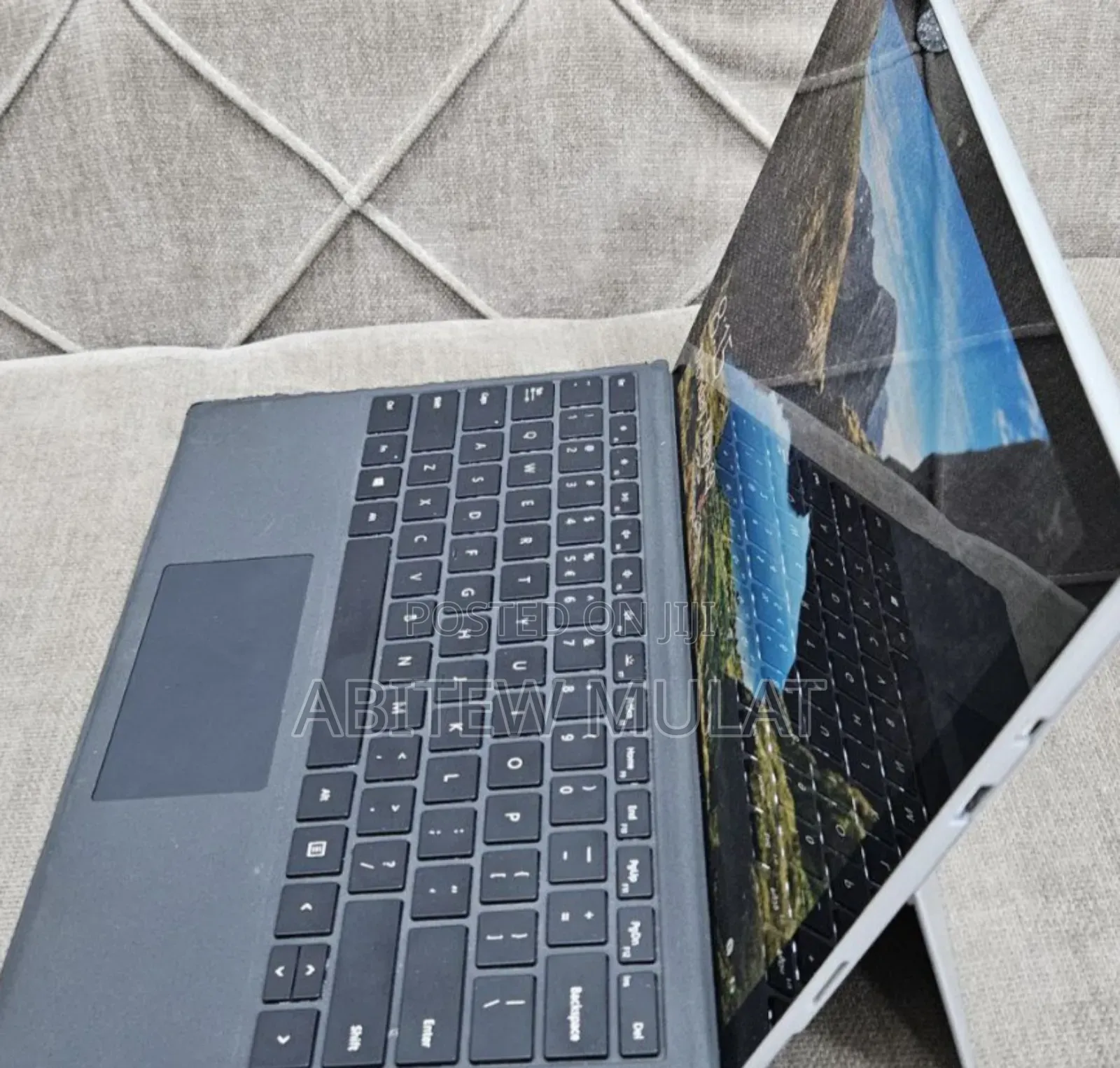 New Laptop Microsoft Surface Pro 6 8GB Intel Core I7 SSD 256GB