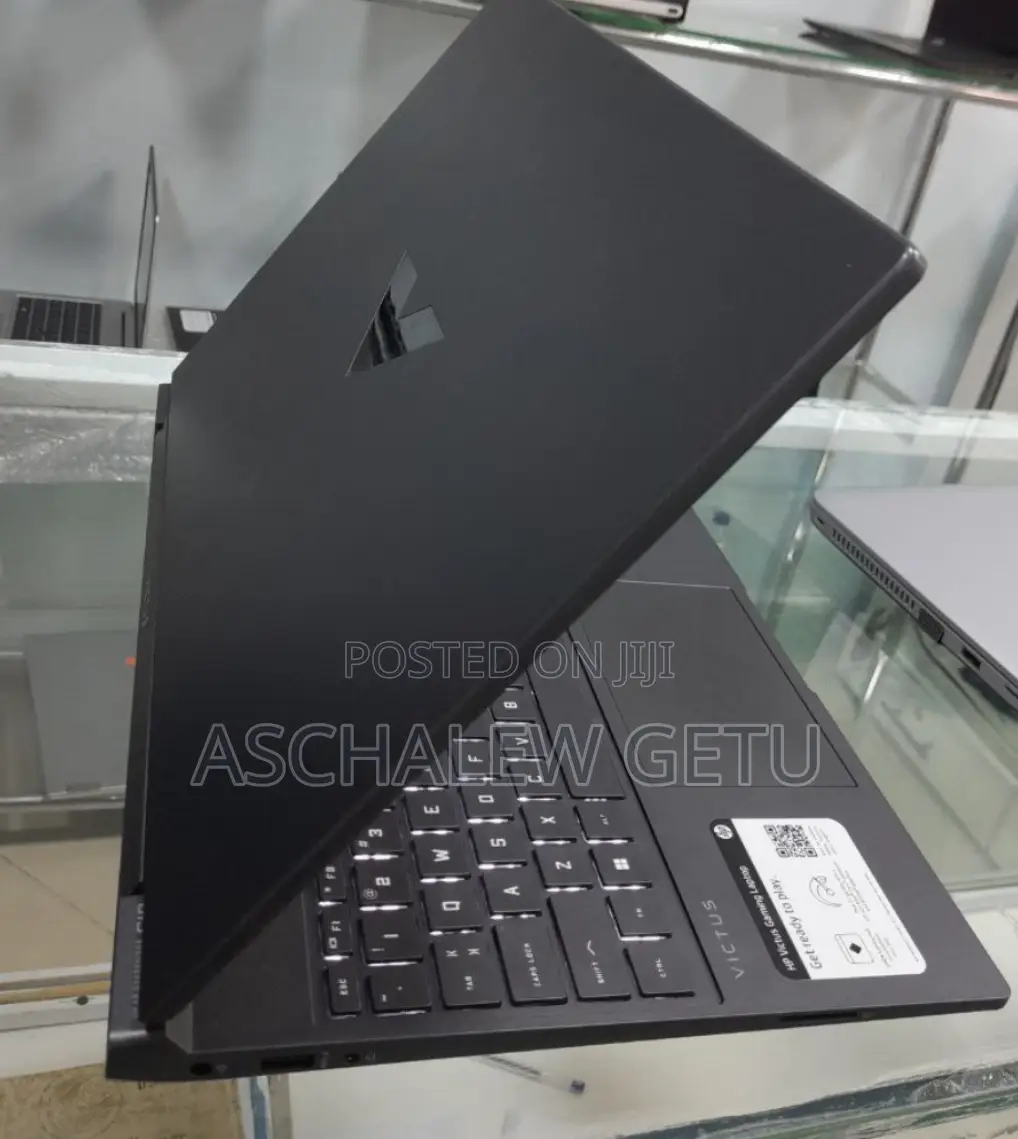 New Laptop HP Victus 15 16GB Intel Core I7 SSD 512GB
