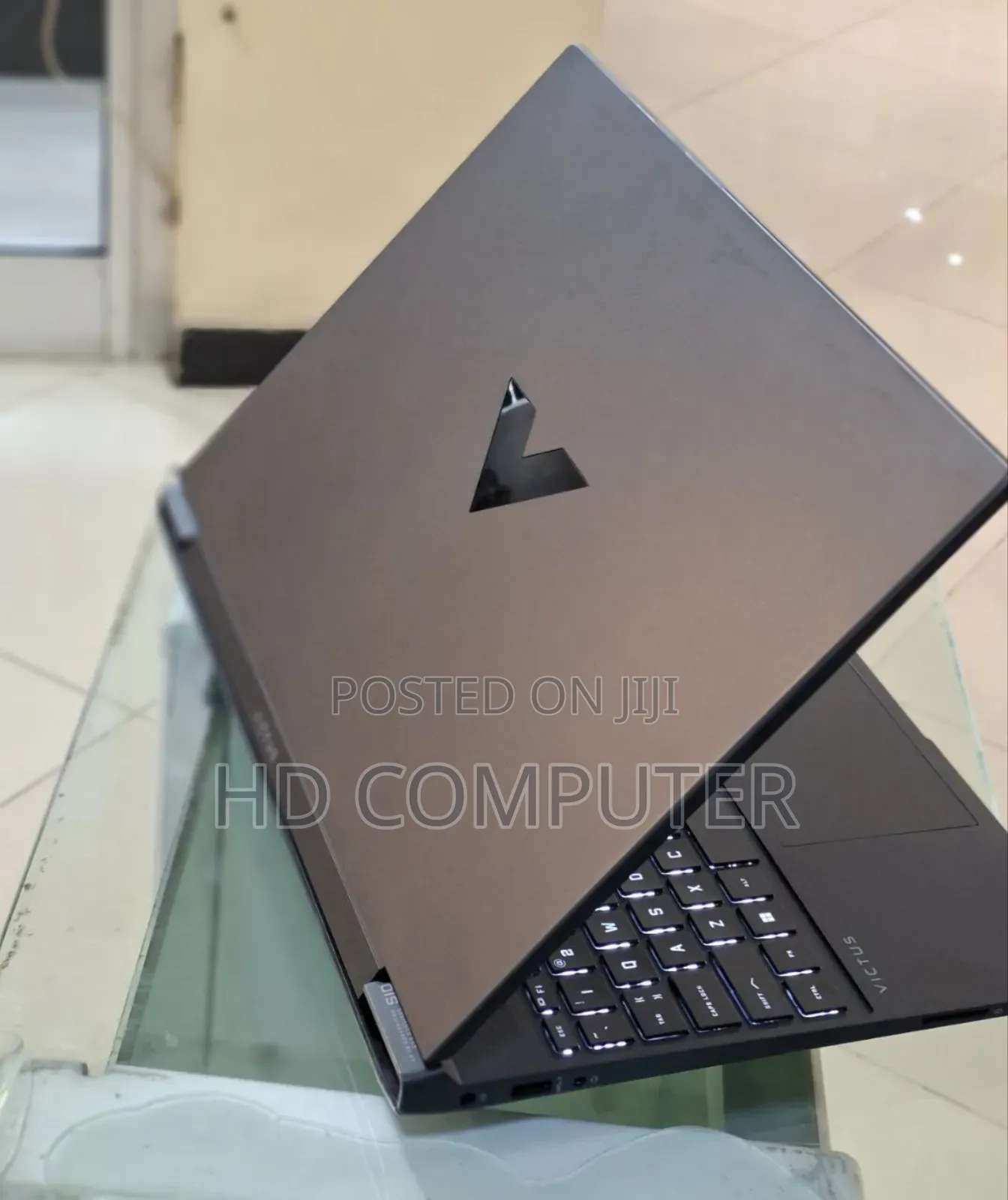 New Laptop HP Victus 15 16GB AMD Ryzen 7 SSD 1T