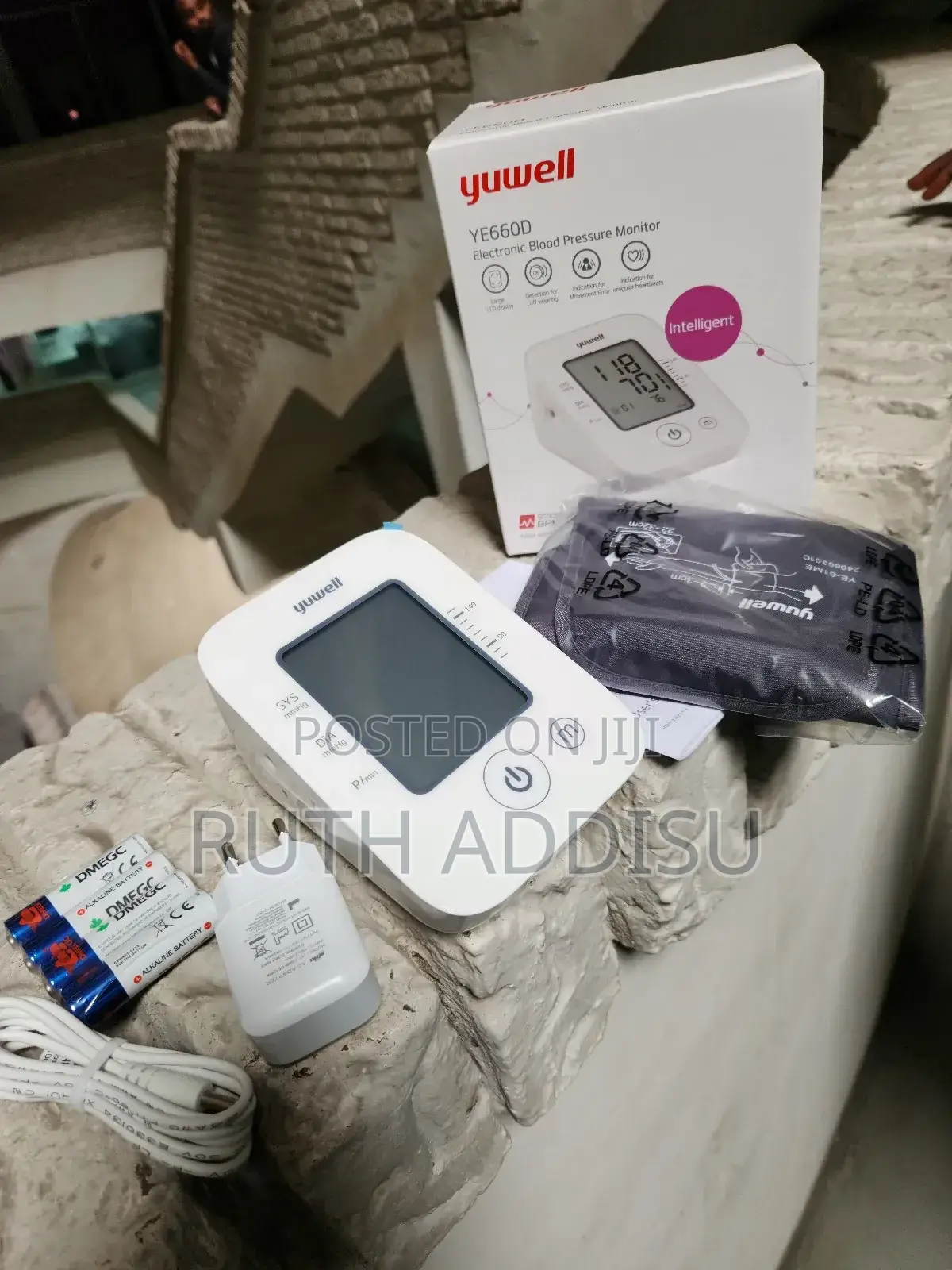 Blood Pressuer Monitor當digital Bp烘乾rechargable Bp Monitor