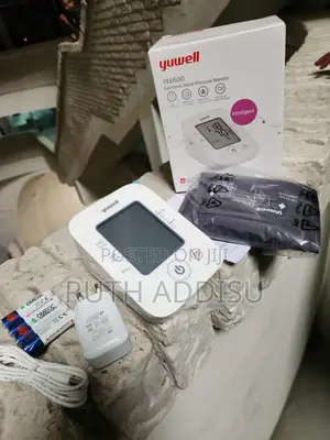 Photo - Blood Pressuer Monitor當digital Bp烘乾rechargable Bp Monitor