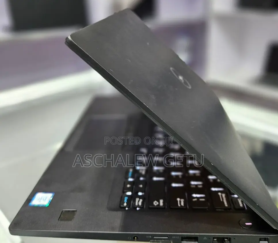 New Laptop Dell Latitude 7490 8GB Intel Core I7 SSD 512GB