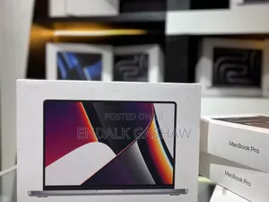 New Laptop Apple MacBook 16GB Intel Core I7 SSD 512GB