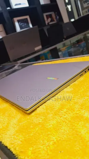 Photo - New Samsung Galaxy Book3 Pro 360 16" 16GB Intel Core I7 SSD 512GB